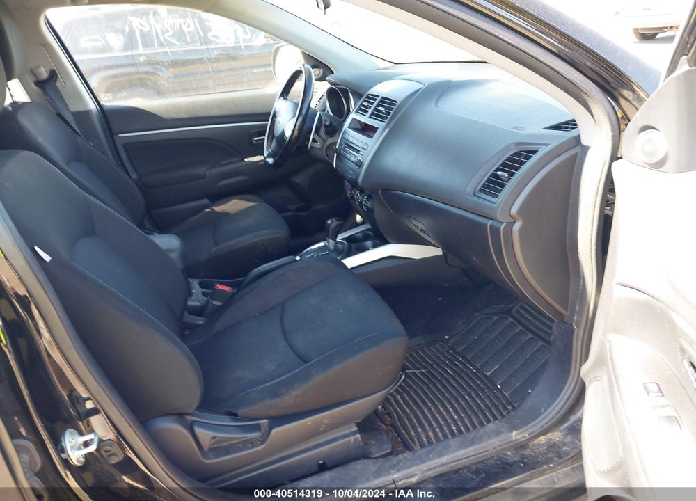 2011 MITSUBISHI OUTLANDER SPORT ES VIN: JA4AP3AU0BZ008689