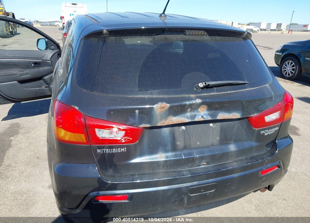 2011 MITSUBISHI OUTLANDER SPORT ES VIN: JA4AP3AU0BZ008689