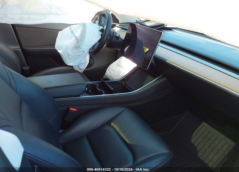 2020 TESLA MODEL Y LONG RANGE DUAL MOTOR ALL-WHEEL DRIVE/PERFORMANCE DUAL MOTOR ALL-WHEEL DRIVE VIN: 5YJYGDEF3LF046804