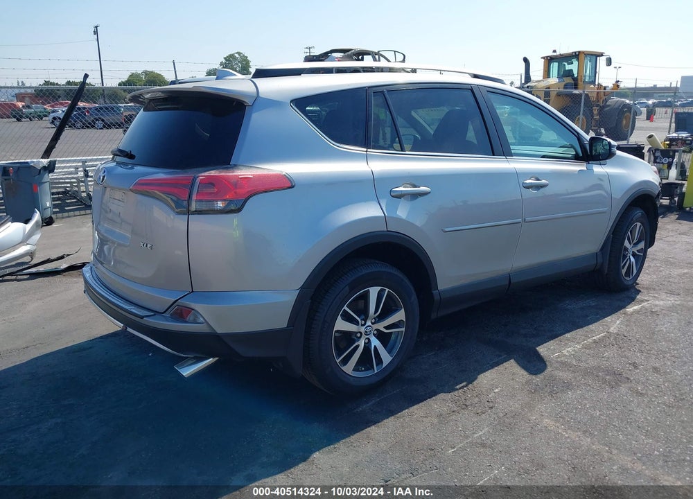 2016 TOYOTA RAV4 XLE VIN: 2T3WFREV1GW310813