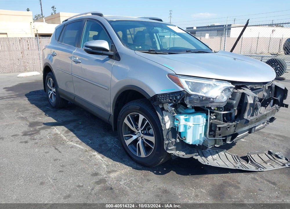 2016 TOYOTA RAV4 XLE VIN: 2T3WFREV1GW310813