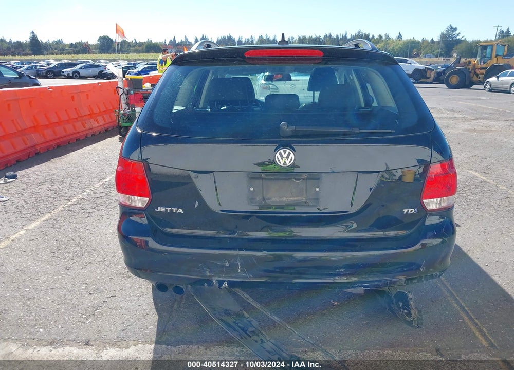 2012 VOLKSWAGEN JETTA SPORTWAGEN 2.0L TDI VIN: 3VWPL7AJ0CM696041