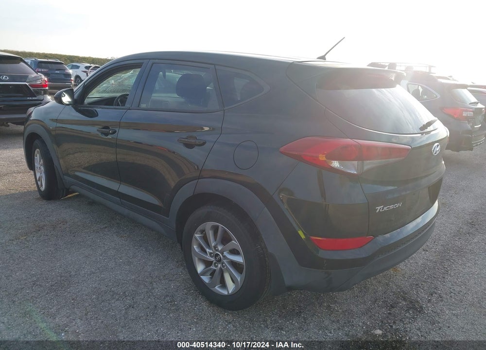 2018 HYUNDAI TUCSON SE VIN: KM8J23A41JU794174