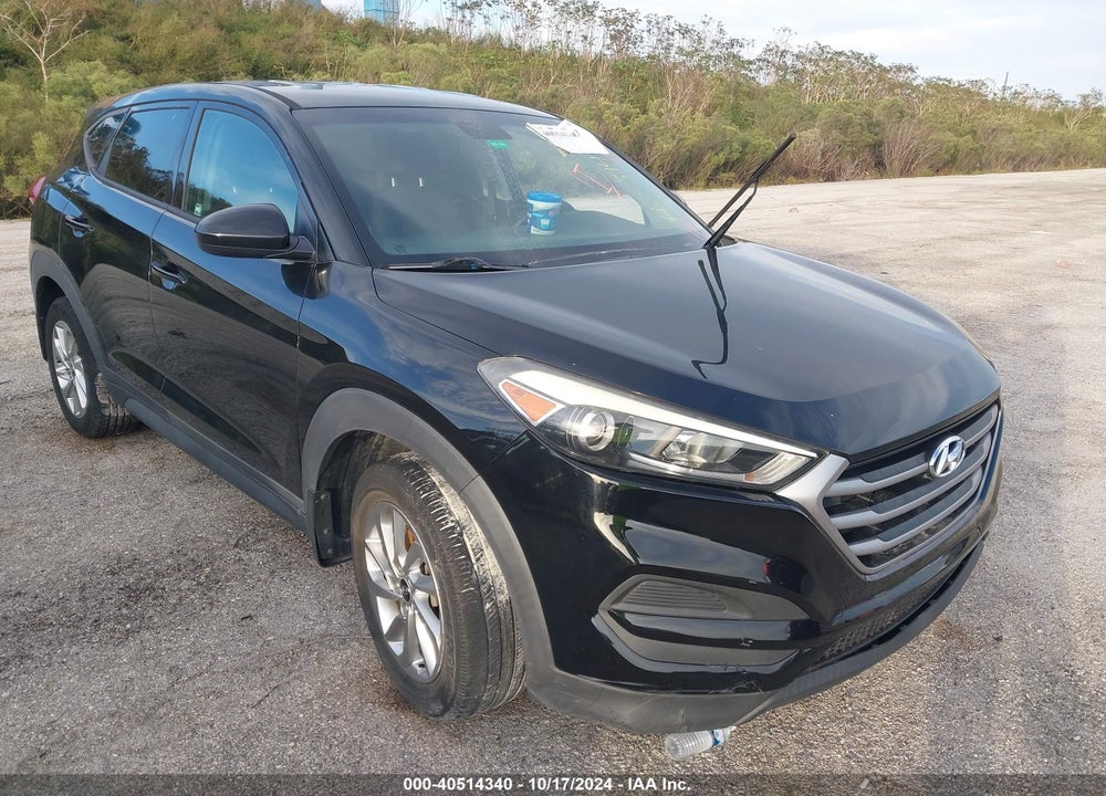 2018 HYUNDAI TUCSON SE VIN: KM8J23A41JU794174