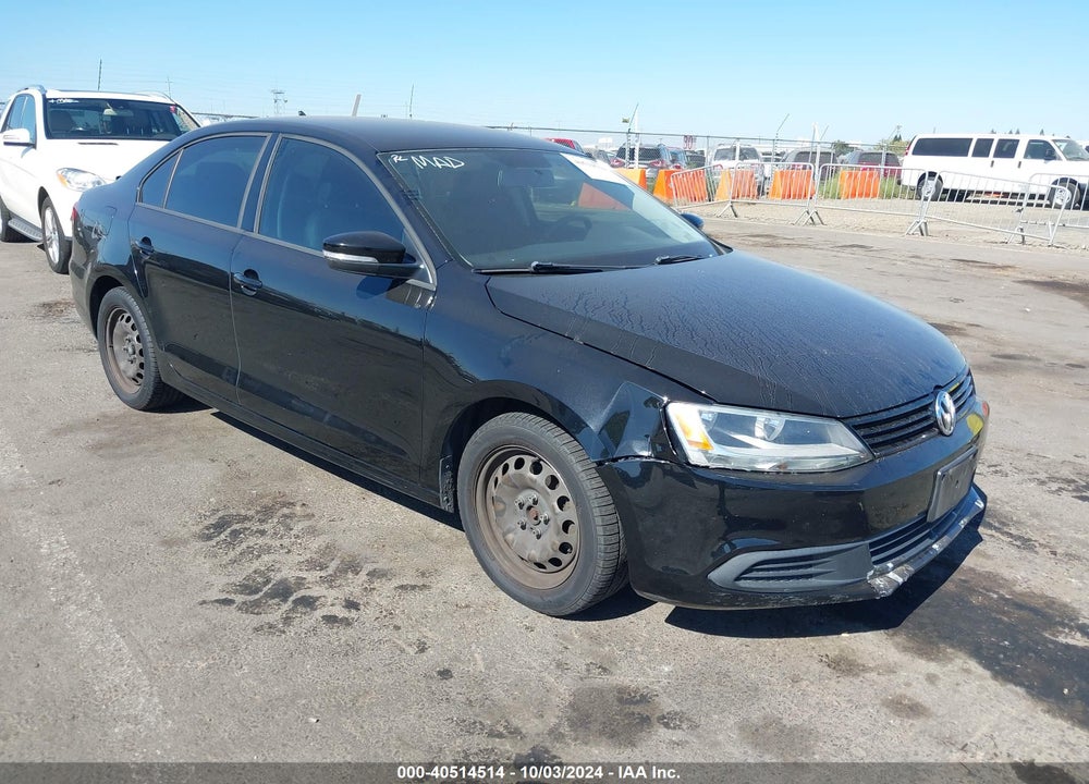 2014 VOLKSWAGEN JETTA 1.8T SE VIN: 3VWD17AJ0EM294046