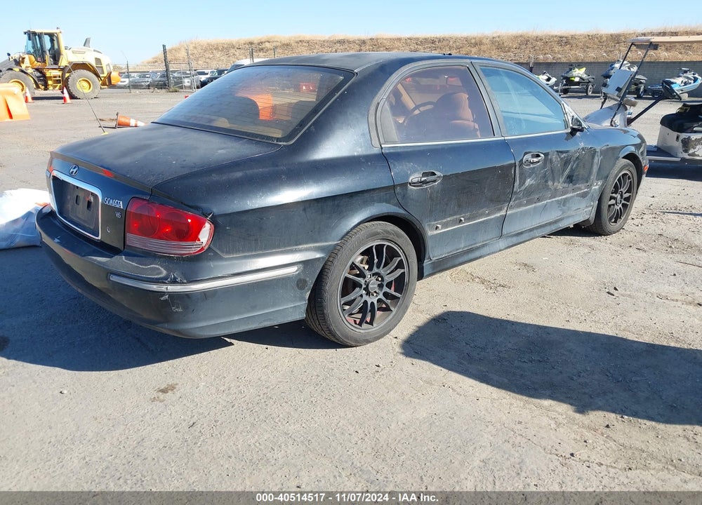 2005 HYUNDAI SONATA GLS/LX VIN: KMHWF35H65A145842