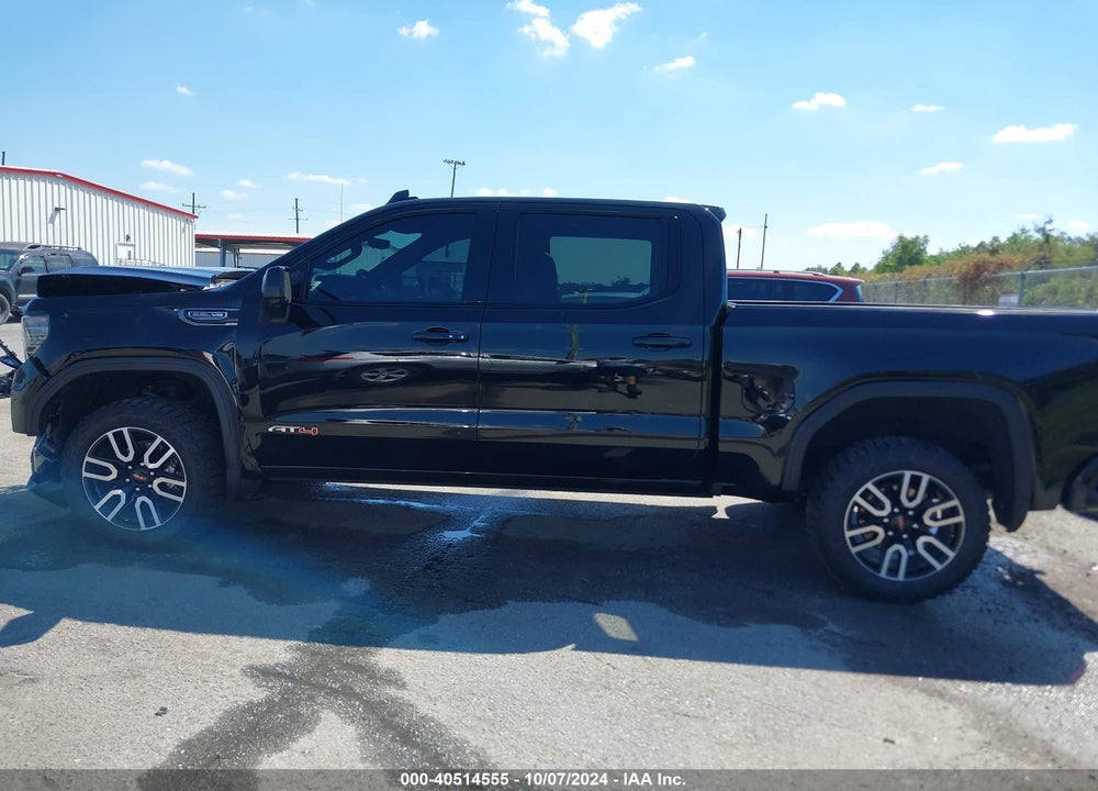 2024 GMC SIERRA 1500 4WD SHORT BOX AT4 VIN: 3GTUUEEL6RG104586