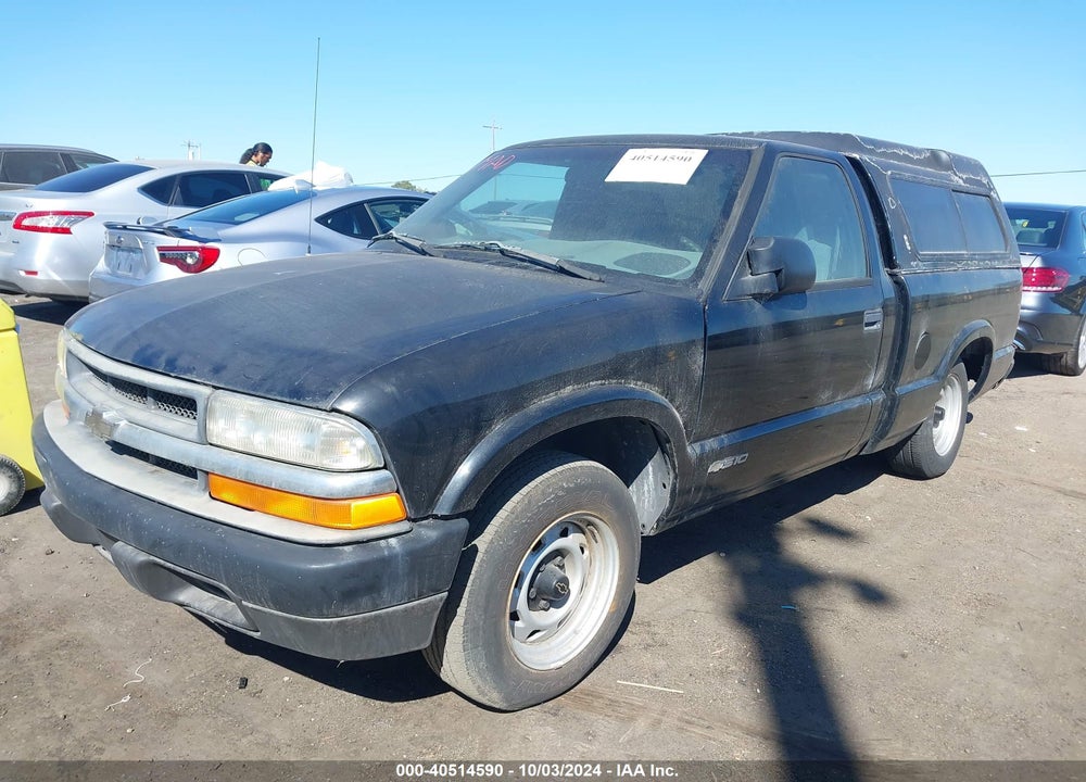 2000 CHEVROLET S-10 VIN: 1GCCS145XYK260134