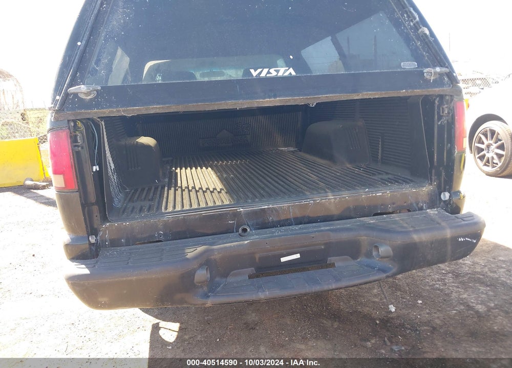 2000 CHEVROLET S-10 VIN: 1GCCS145XYK260134