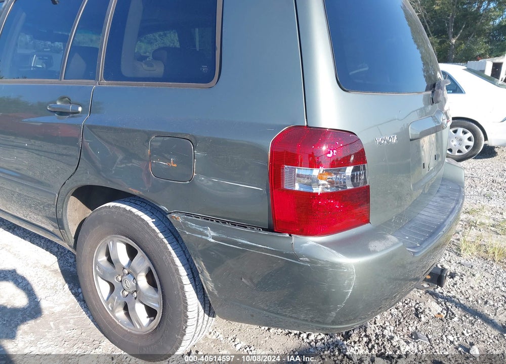 2005 TOYOTA HIGHLANDER VIN: JTEDD21A050127309