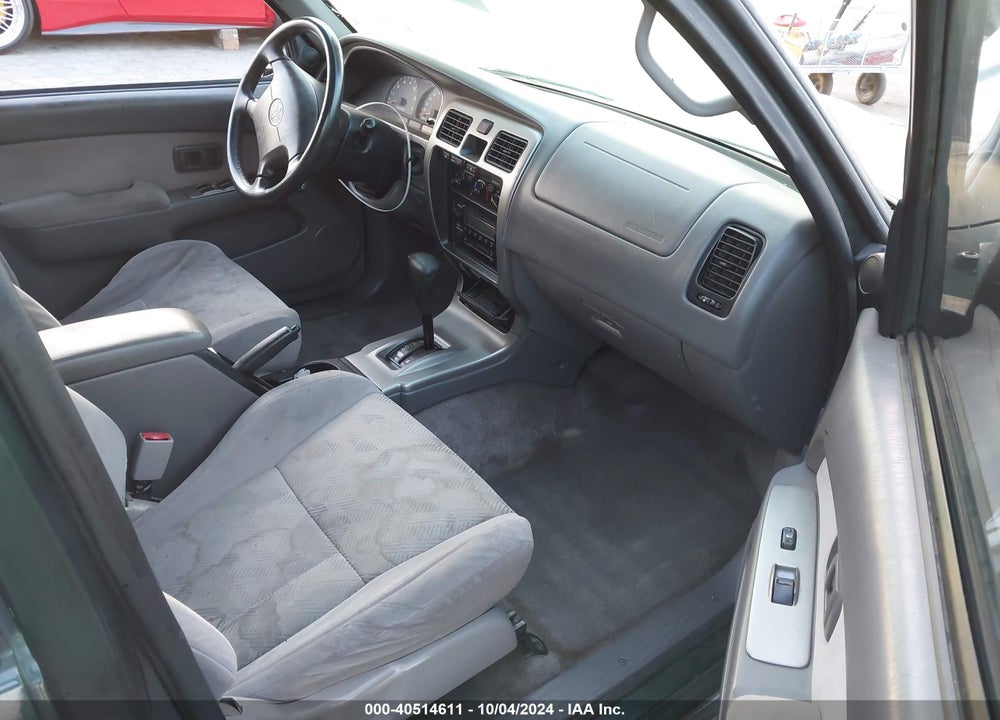 2001 TOYOTA 4RUNNER SR5 V6 VIN: JT3GN86R010205070