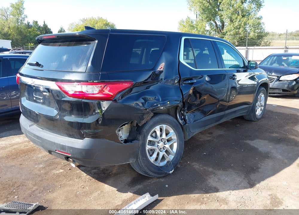 2021 CHEVROLET TRAVERSE FWD LS VIN: 1GNERFKW1MJ202322