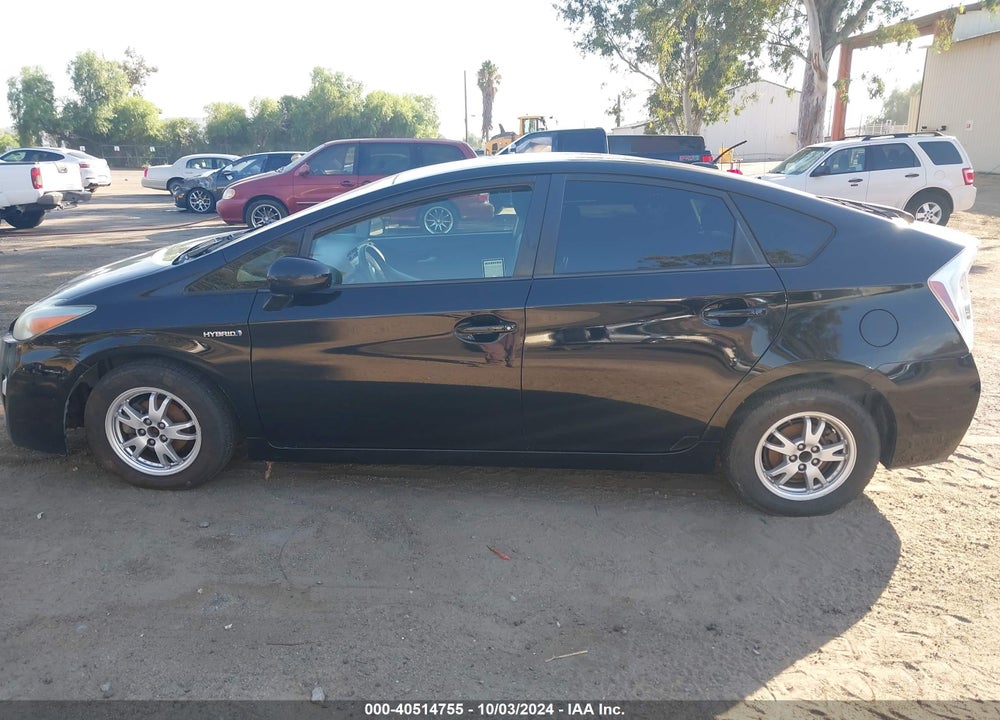 2011 TOYOTA PRIUS TWO VIN: JTDKN3DUXB5343171