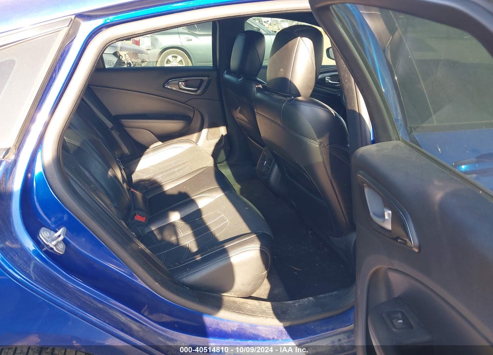 2016 CHRYSLER 200 S VIN: 1C3CCCBG8GN176568