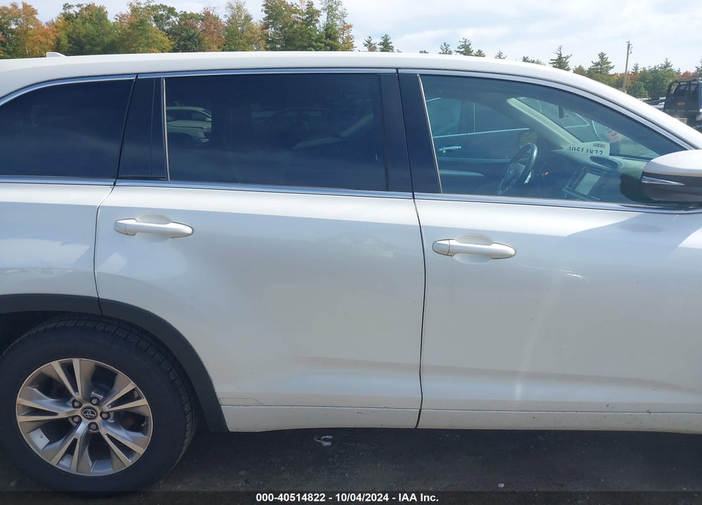 2016 TOYOTA HIGHLANDER LE PLUS V6 VIN: 5TDBKRFH2GS345588