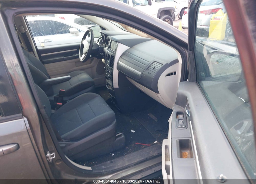 2010 DODGE GRAND CARAVAN SE VIN: 2D4RN4DE7AR244177