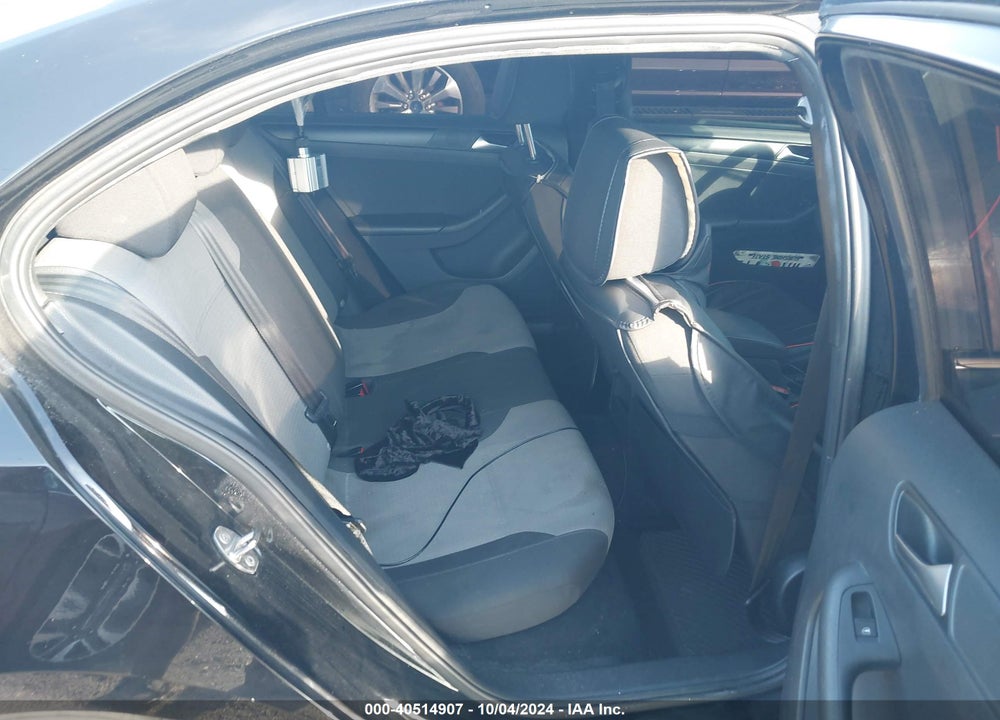 2017 VOLKSWAGEN JETTA 1.4T S VIN: 3VW2B7AJ0HM412251