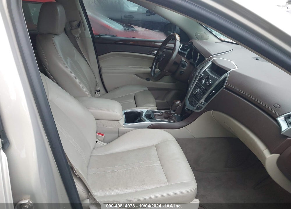 2011 CADILLAC SRX LUXURY COLLECTION VIN: 3GYFNAEY4BS663917