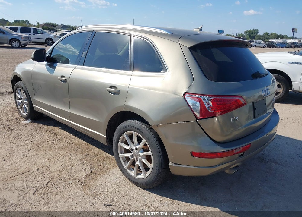 2009 AUDI Q5 3.2 PREMIUM VIN: WA1KK78R09A048839