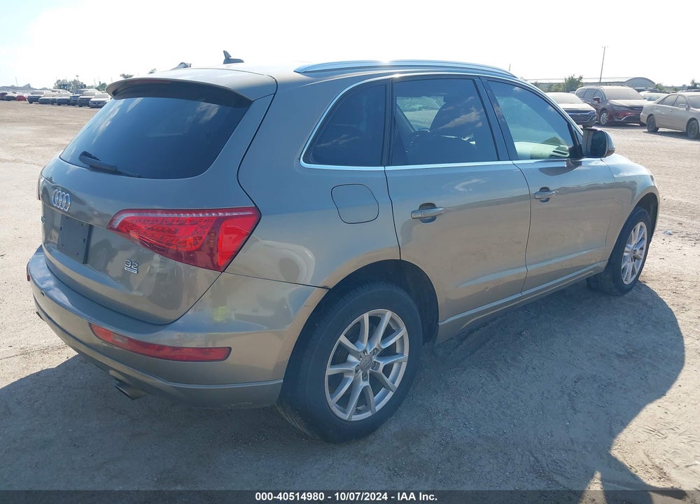 2009 AUDI Q5 3.2 PREMIUM VIN: WA1KK78R09A048839