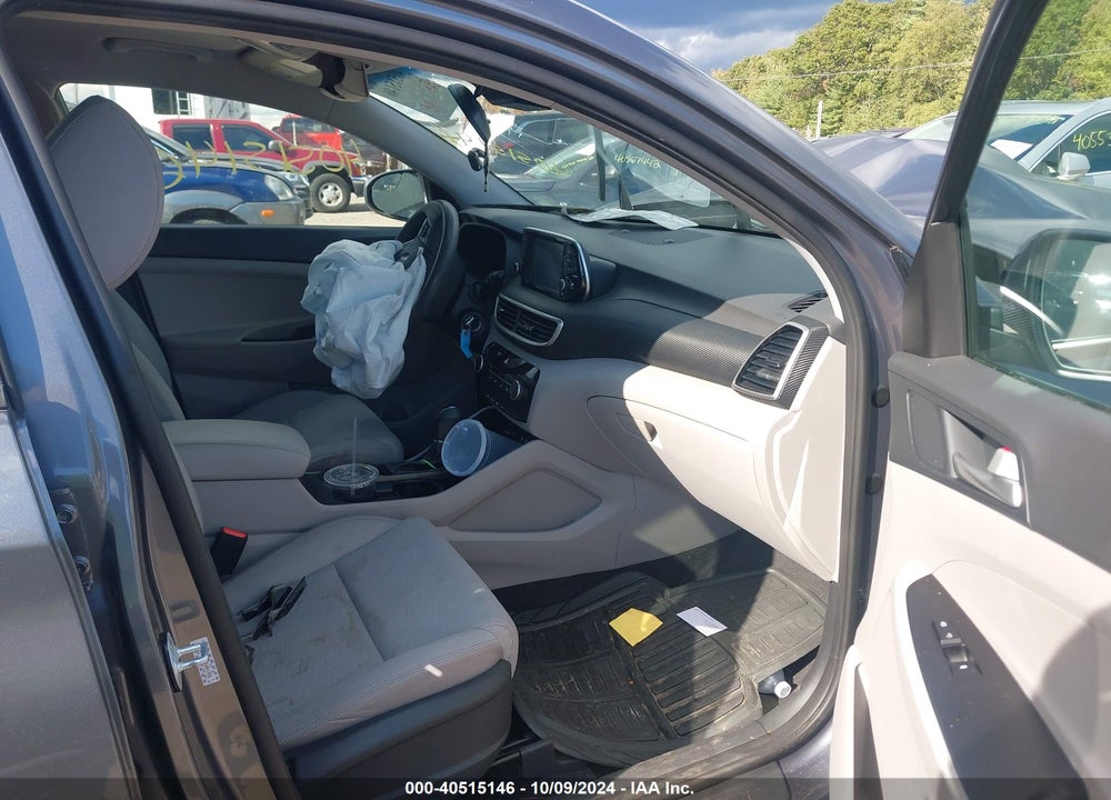 2019 HYUNDAI TUCSON SE VIN: KM8J23A44KU841926