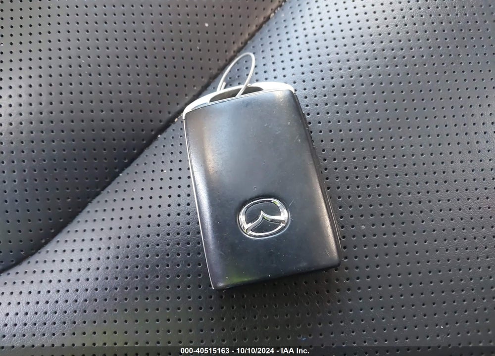 2022 MAZDA CX-9 TOURING VIN: JM3TCBCYXN0608205