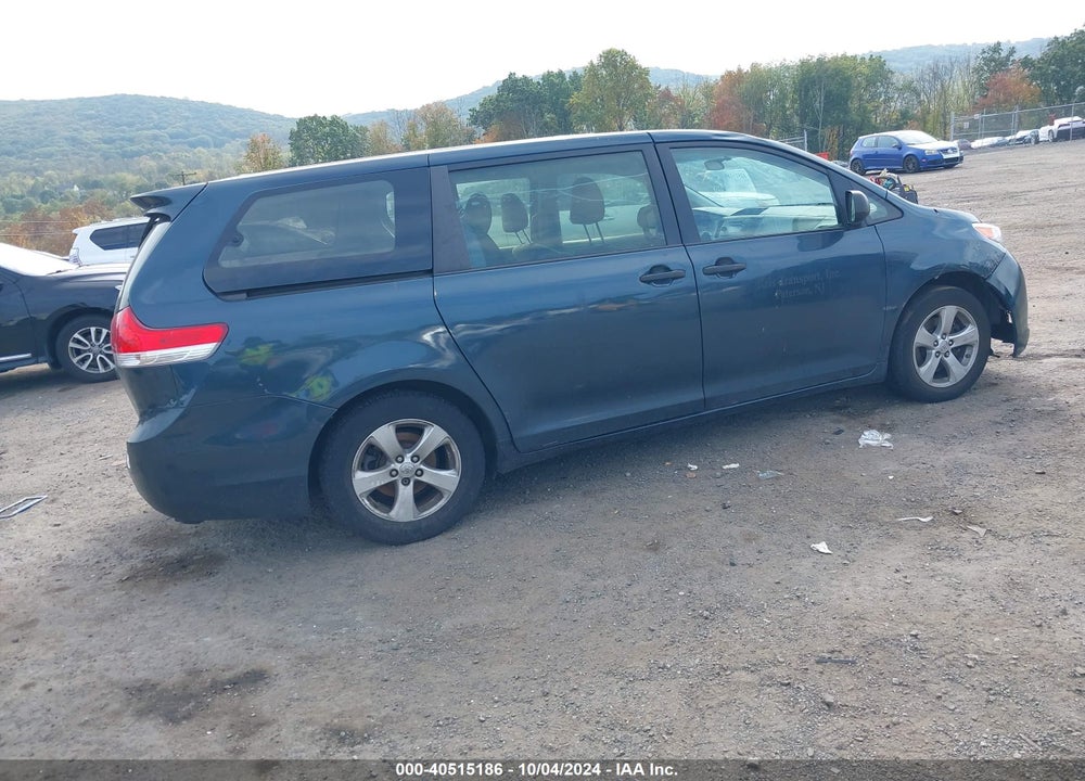 2011 TOYOTA SIENNA BASE V6 VIN: 5TDZK3DC9BS075707