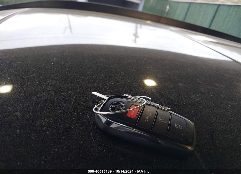 2024 TOYOTA COROLLA CROSS XLE VIN: 7MUDAABG9RV104386