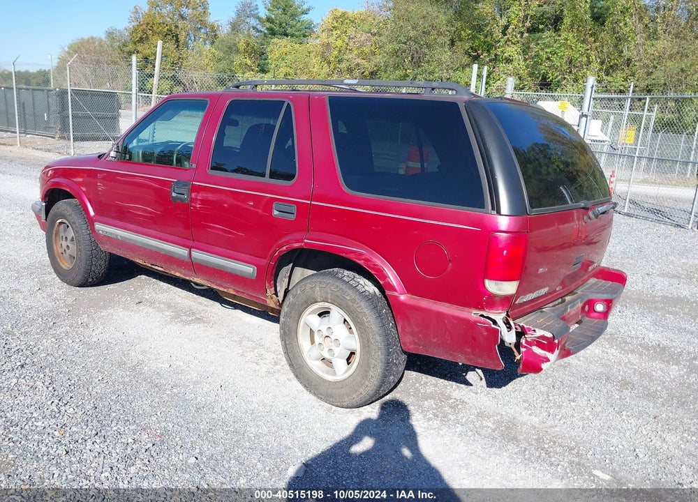 2000 CHEVROLET BLAZER LS VIN: 1GNDT13W9Y2268647