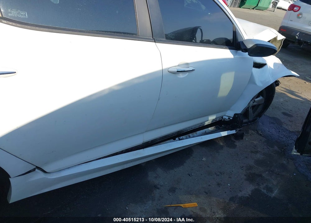 2015 KIA OPTIMA LX VIN: KNAGM4A79F5563112