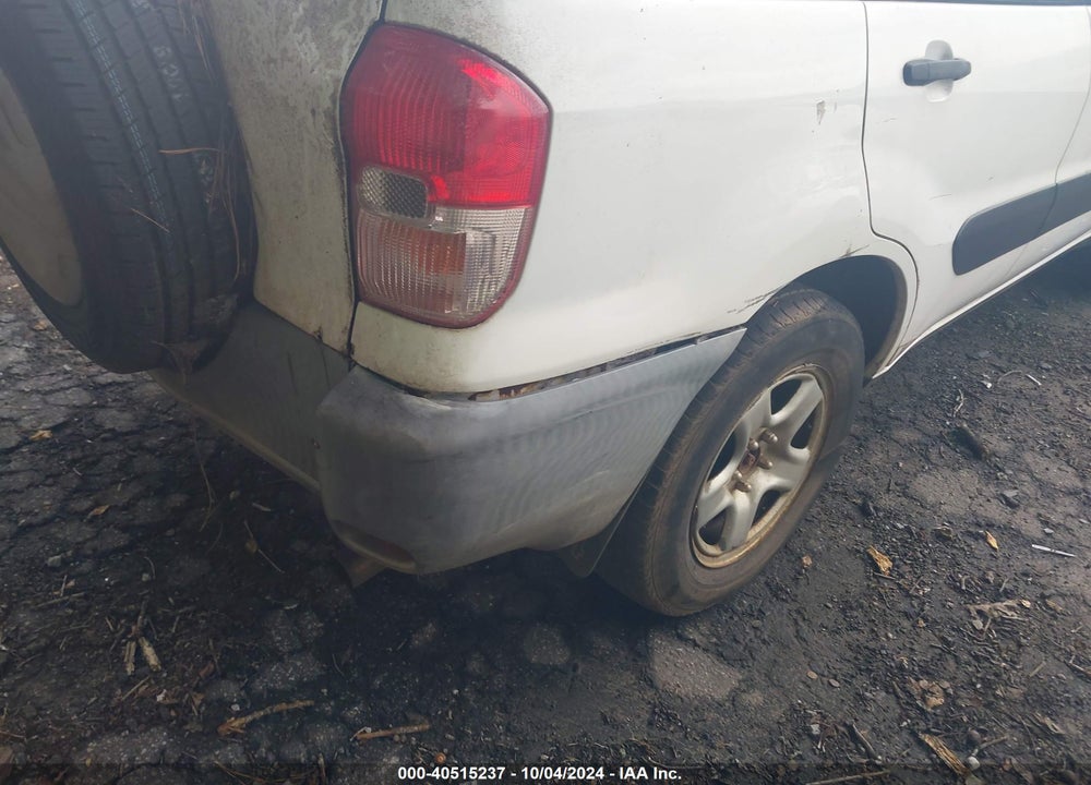 2001 TOYOTA RAV4 VIN: JTEHH20V210038135