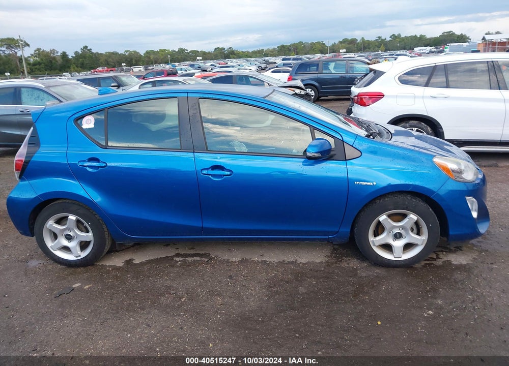 2015 TOYOTA PRIUS C TWO VIN: JTDKDTB34F1585531