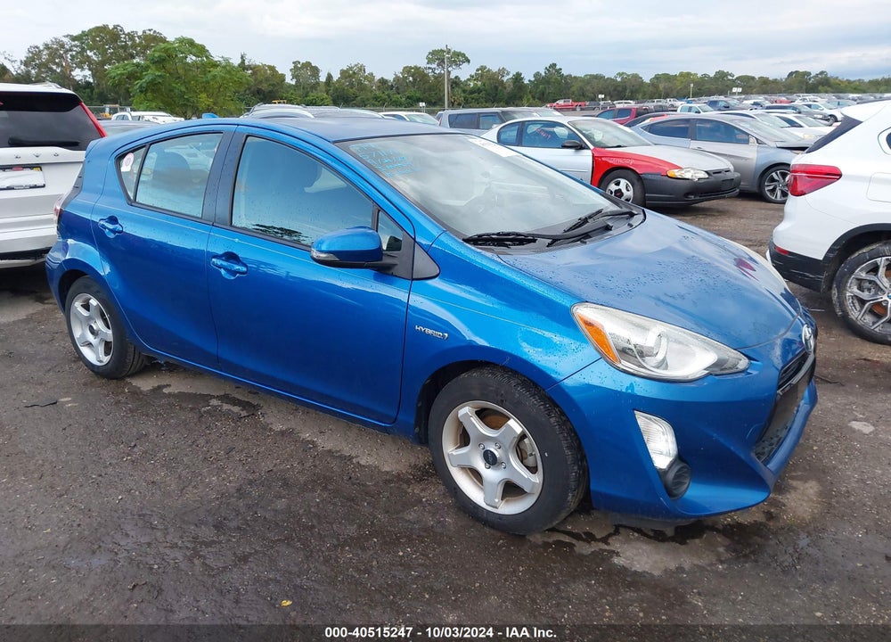 2015 TOYOTA PRIUS C TWO VIN: JTDKDTB34F1585531