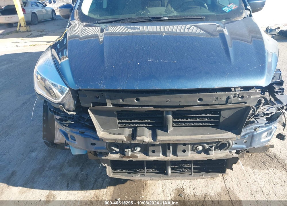 2018 FORD ESCAPE SE VIN: 1FMCU9GD2JUC25444