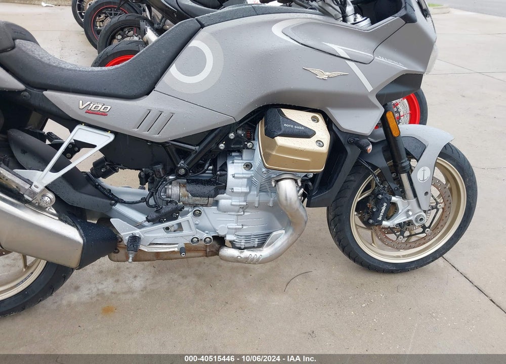 2023 MOTO GUZZI V100 MANDELLO AVIAZIONE NAVALE VIN: ZGUMGUA18PM000100