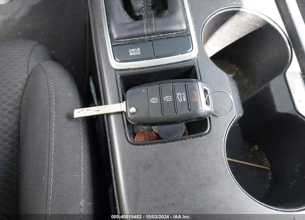 2017 KIA OPTIMA LX VIN: KNAGT4L36H5138009