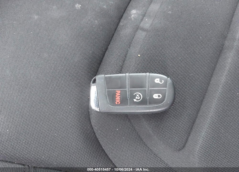 2021 JEEP RENEGADE LATITUDE FWD VIN: ZACNJCBB6MPM72316
