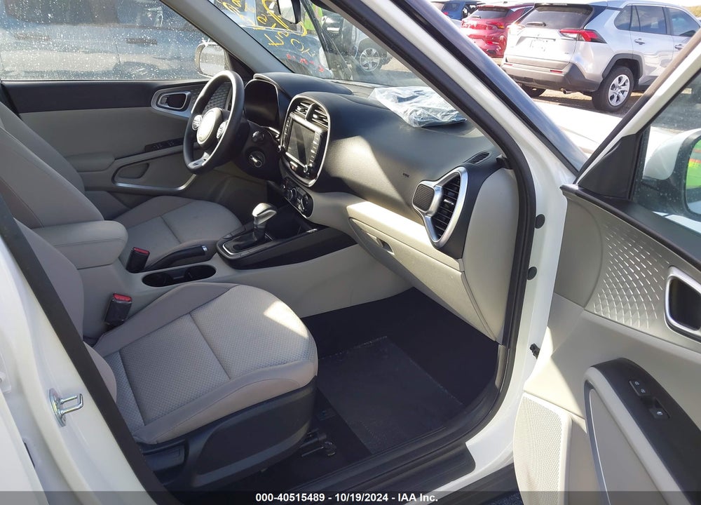 2023 KIA SOUL LX VIN: KNDJ23AU0P7874660
