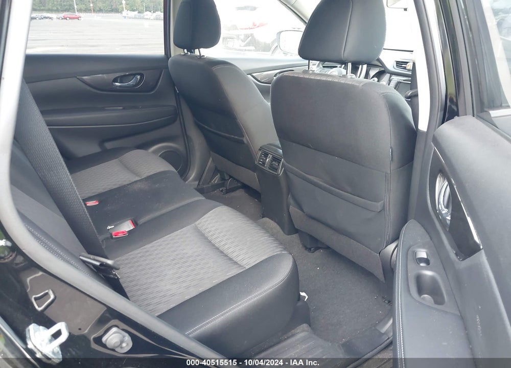 2019 NISSAN ROGUE SV VIN: JN8AT2MV0KW382824