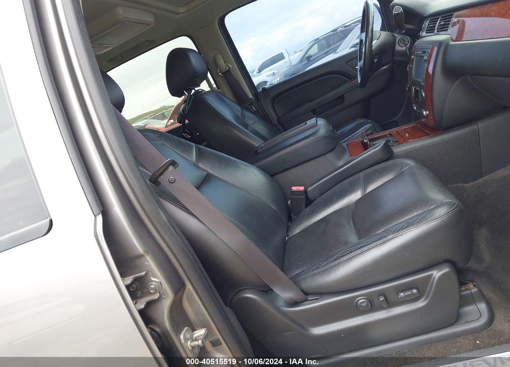 2012 CHEVROLET SUBURBAN 1500 LTZ VIN: 1GNSCKE06CR187949