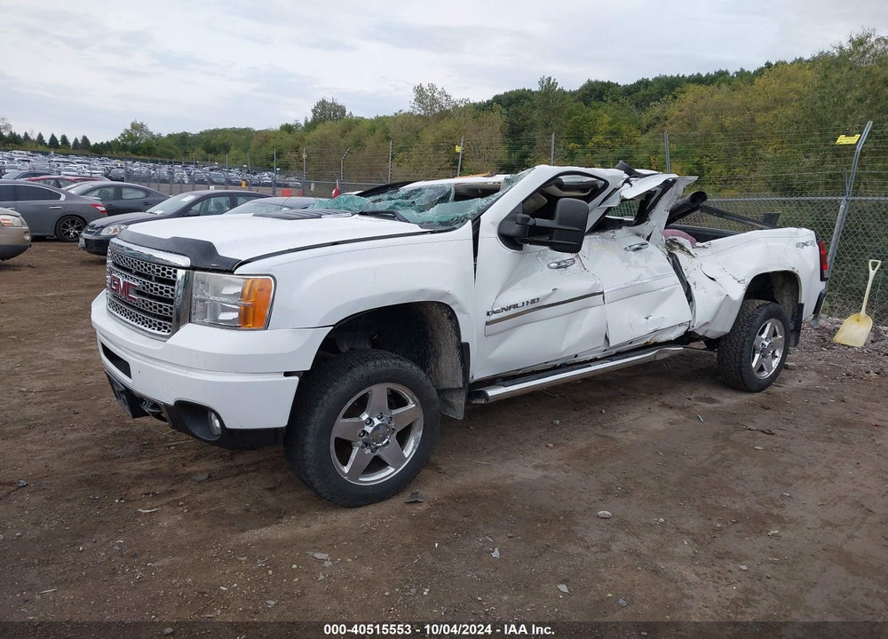 2014 GMC SIERRA 2500HD DENALI VIN: 1GT125E8XEF170297