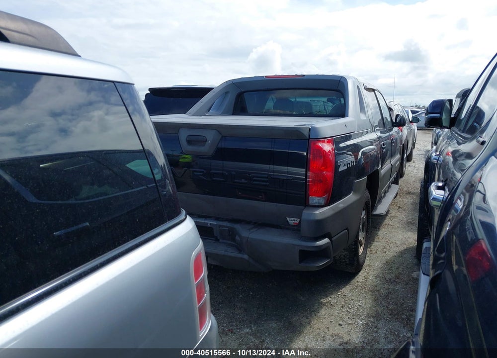 2002 CHEVROLET AVALANCHE 1500 VIN: 3GNEC13TX2G339380