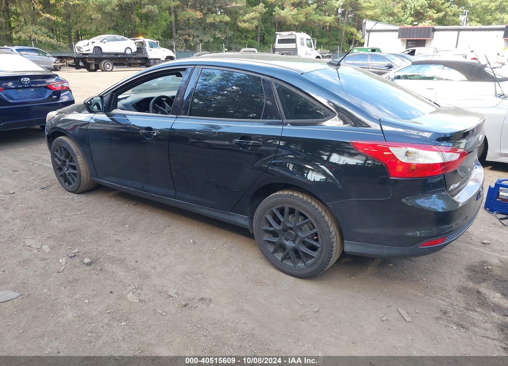 2012 FORD FOCUS SE VIN: 1FAHP3F21CL241258