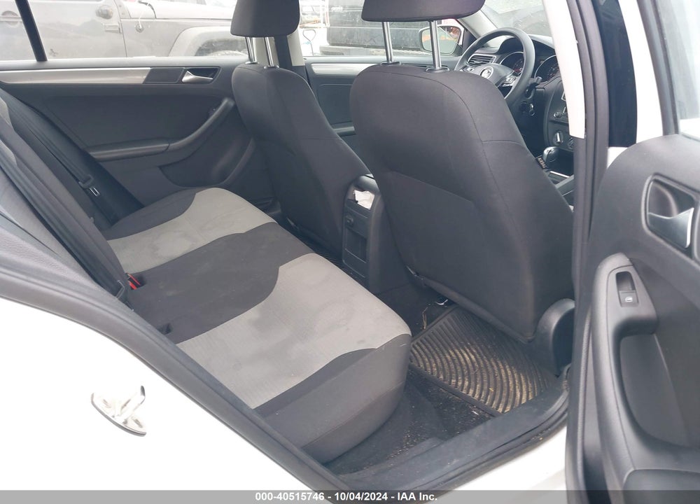 2017 VOLKSWAGEN JETTA VIN: 3VW2B7AJ1HM363576