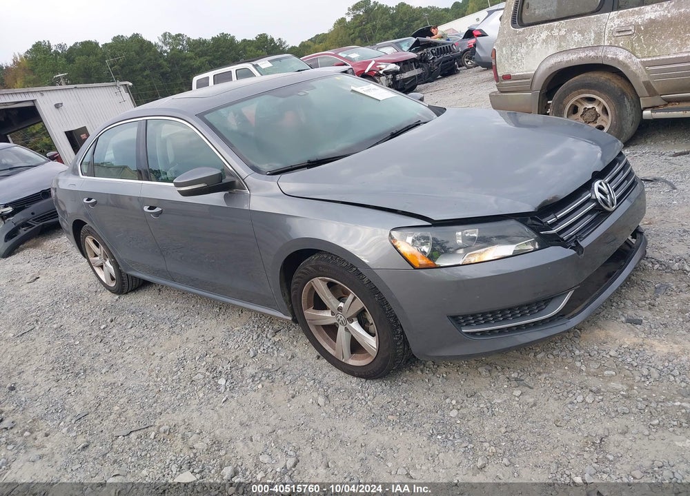 2013 VOLKSWAGEN PASSAT 2.5L SE VIN: 1VWBP7A33DC115361