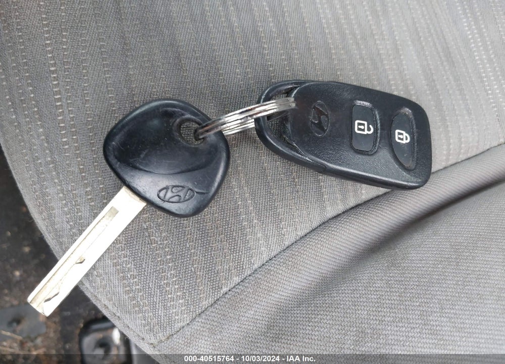 2017 HYUNDAI ACCENT SE VIN: KMHCT4AE0HU306587