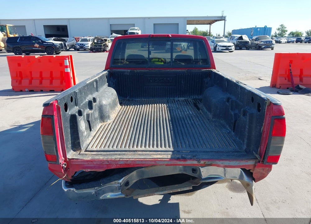 2000 NISSAN FRONTIER XE VIN: 1N6DD26S4YC301081
