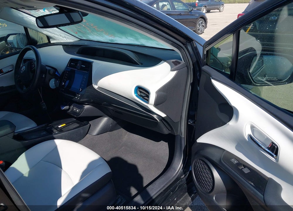 2020 TOYOTA PRIUS XLE VIN: JTDKARFUXL3120721