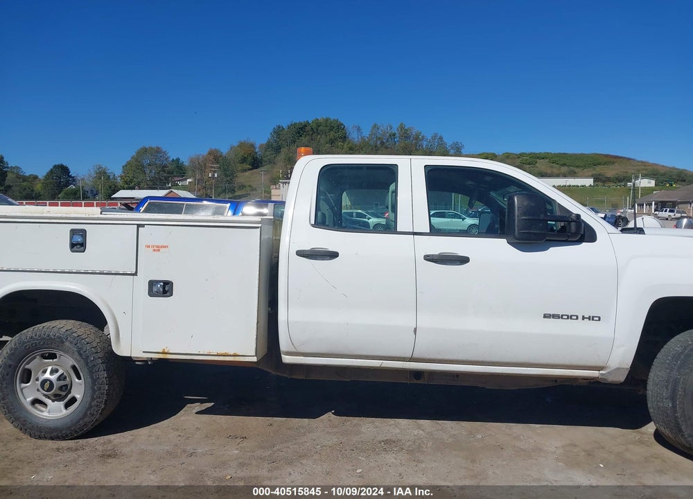 2015 CHEVROLET SILVERADO 2500HD WT VIN: 1GB2CUEG8FZ128198
