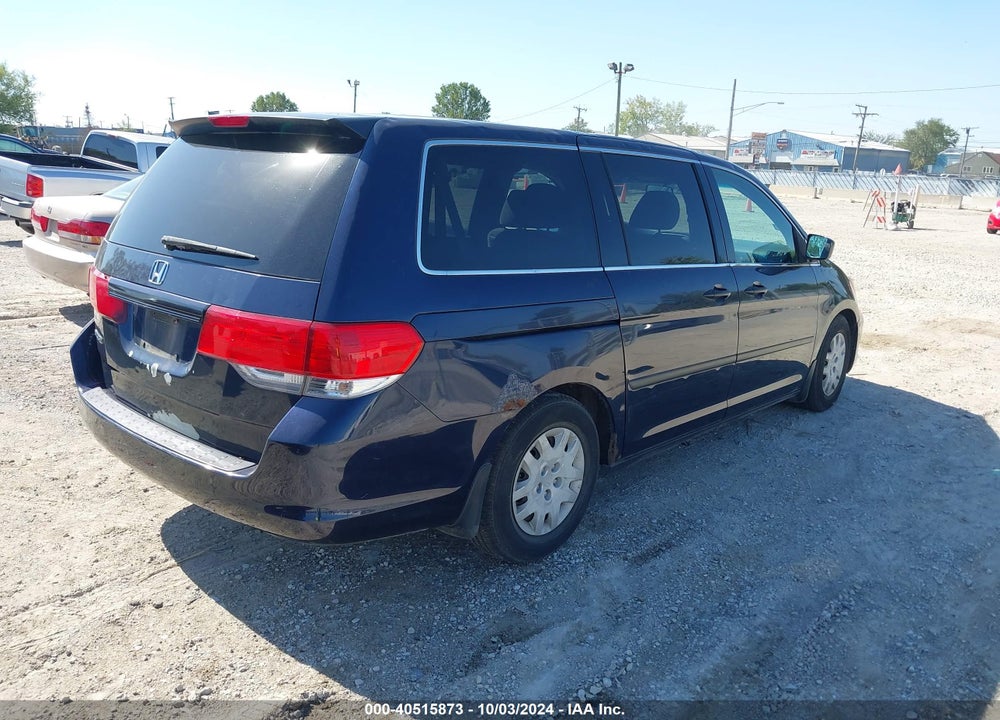 2008 HONDA ODYSSEY LX VIN: 5FNRL38268B030574